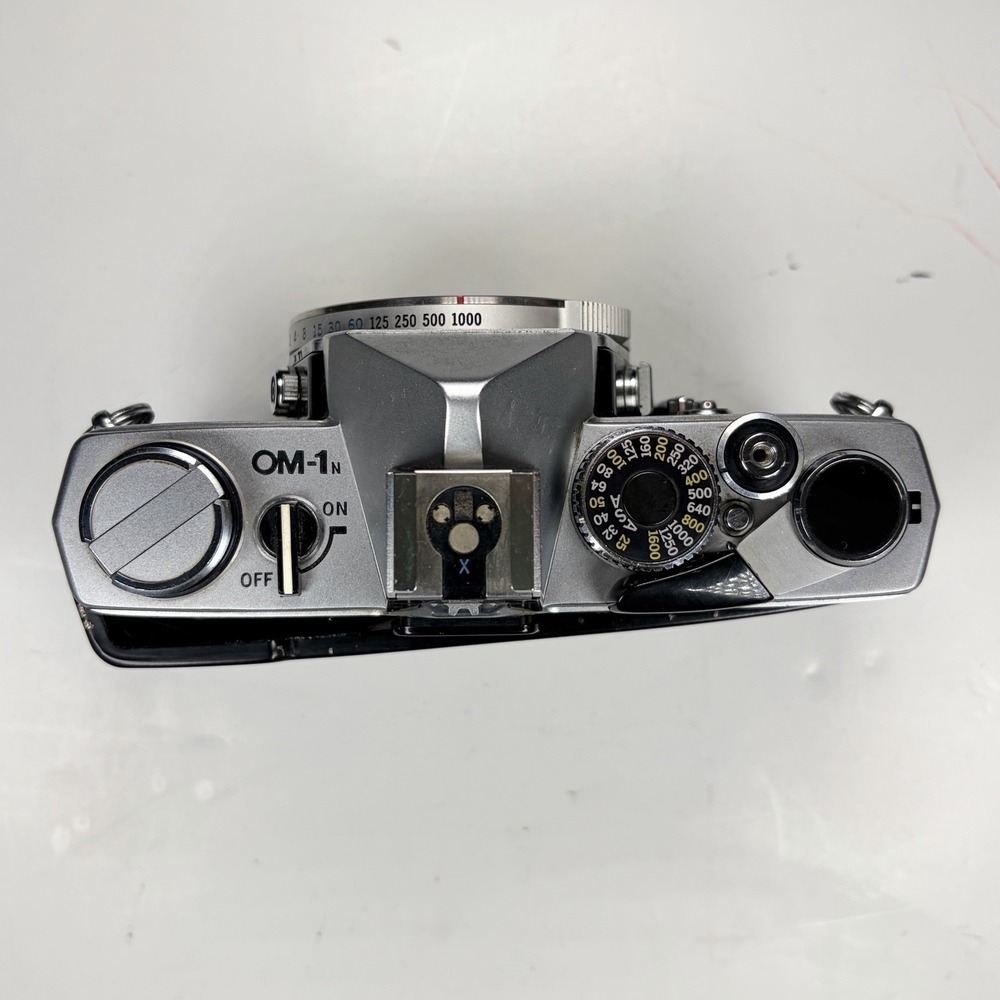 VTG Olympus OM-1N 35mm SLR Film Camera Body Only Silver REPAIR - Picture 2 of 12
